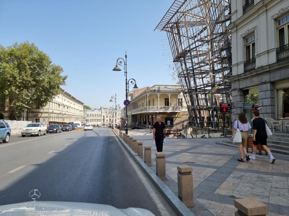 Old Tbilisi Freedom Square, Tbilisi Площадь Свободы Villa Екстериор снимка