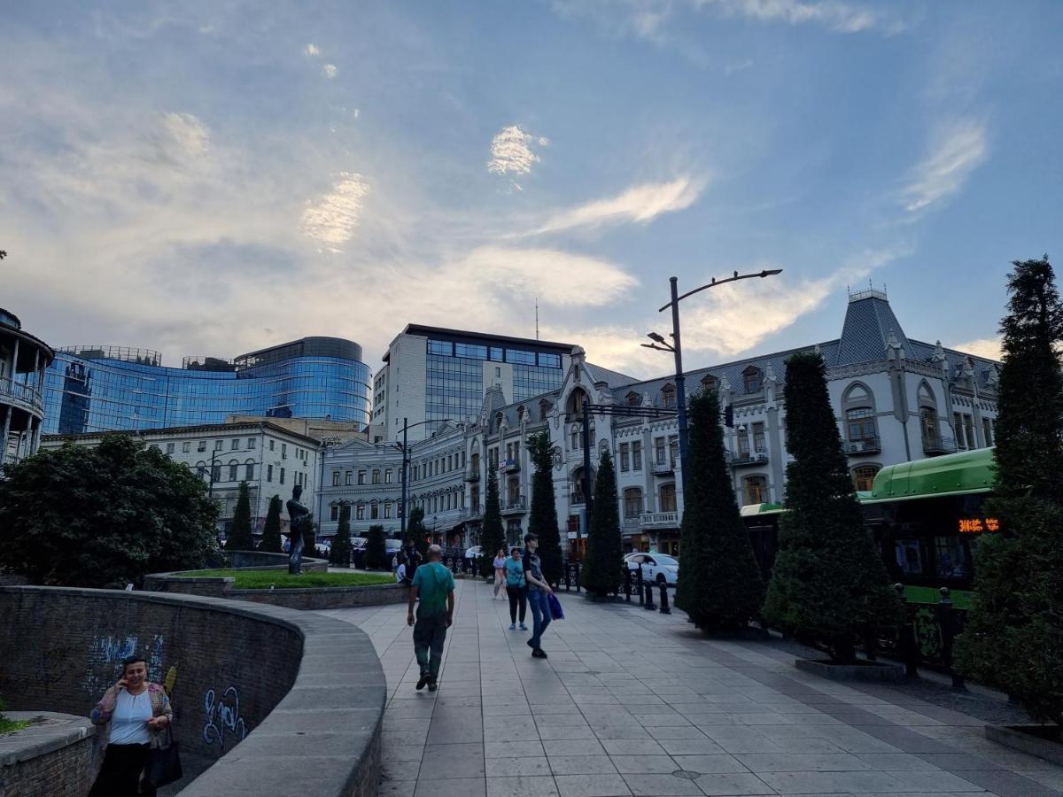 Old Tbilisi Freedom Square, Tbilisi Площадь Свободы Villa Екстериор снимка